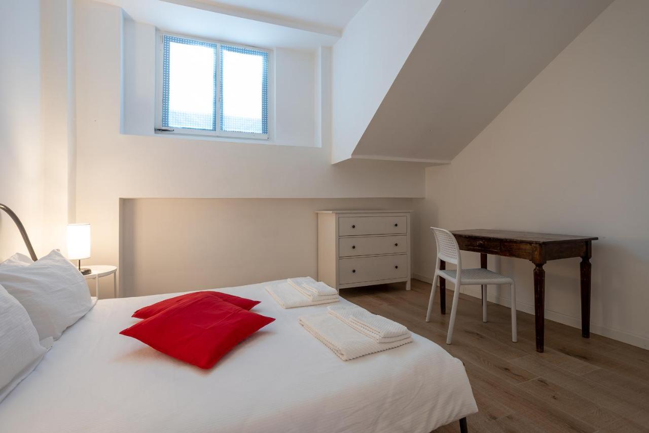 City Centre Apartment - 10 Minutes To Duomo - Free Wifi E Netflix Milano Ngoại thất bức ảnh